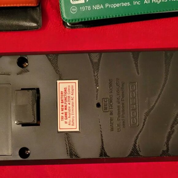 Vintage 1980 Coleco Quiz Wiz Computer and 2 Cartridges Quiz #1 and 15 NBA Teams - Picture 6 of 12